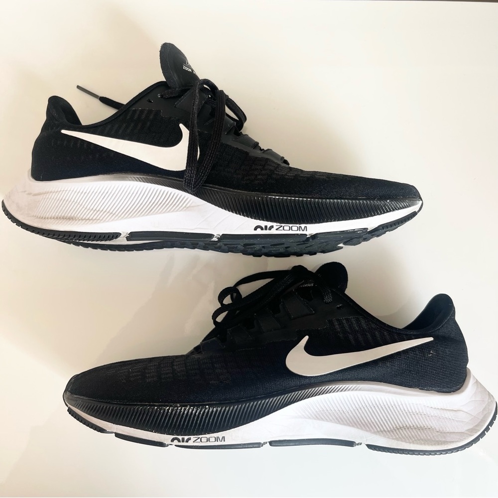 Nike Pegasus Zoom Running Shoes Black White | Cushioned Runner Size 8